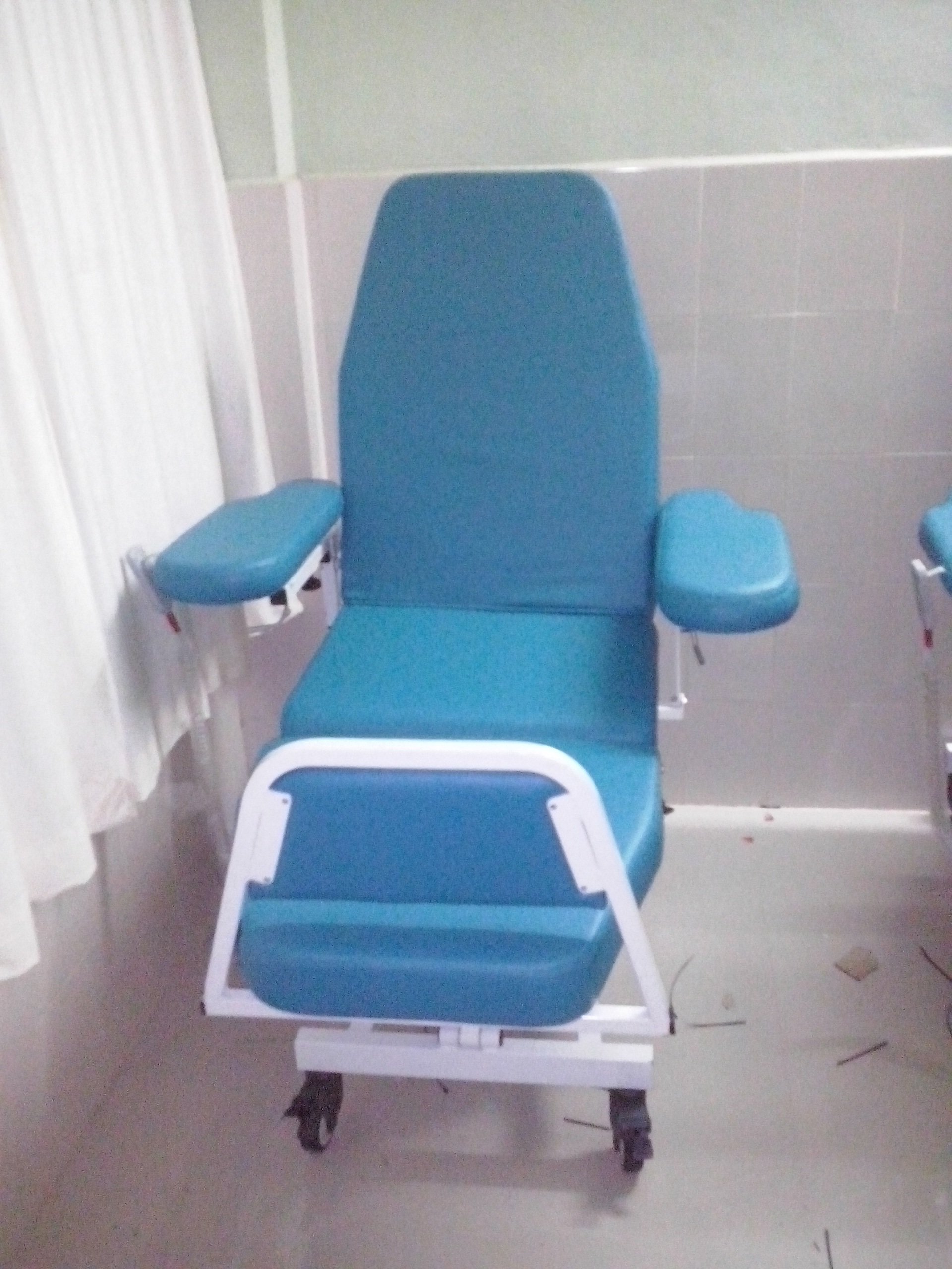 Bio-Linear Dialysis TherapyChair 4K ACT