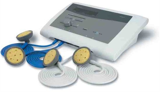Delta IFT cable with electrode