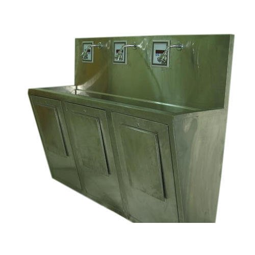 LifeLine Scrub Sink