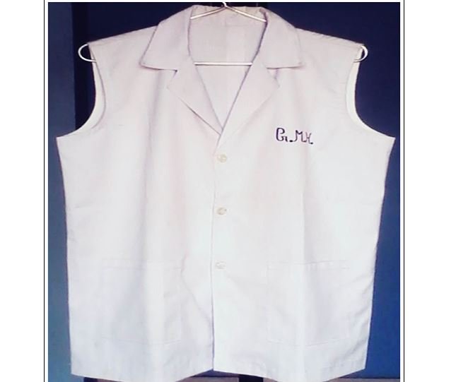 Preeti Apron (Cutsleeves) -white - Size : S,M,L